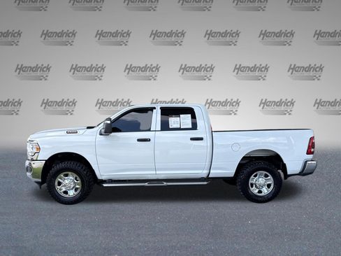 Used 2024 RAM 2500 Tradesman w/ Chrome Appearance Group AWD/4WD image 6