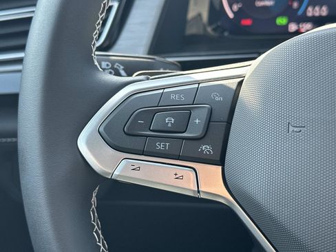 New 2026 Volkswagen Atlas Cross Sport SE image 22