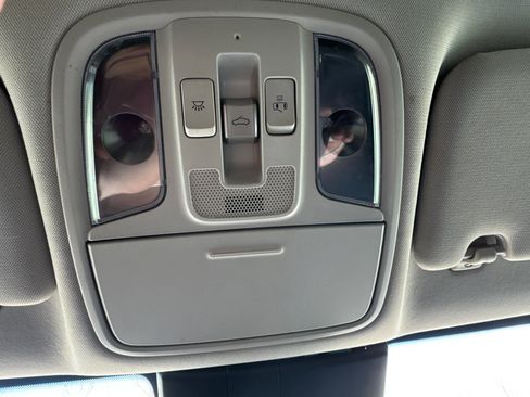 Used 2019 Kia Stinger Premium RWD image 28
