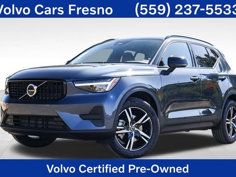 Used 2026 Volvo XC40 B5 Core AWD/4WD image 1