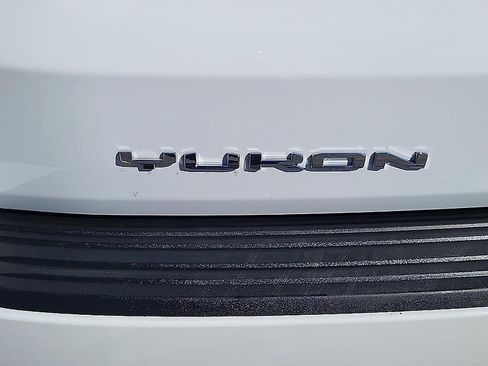 Used 2025 GMC Yukon XL AT4 Ultimate AWD/4WD image 34
