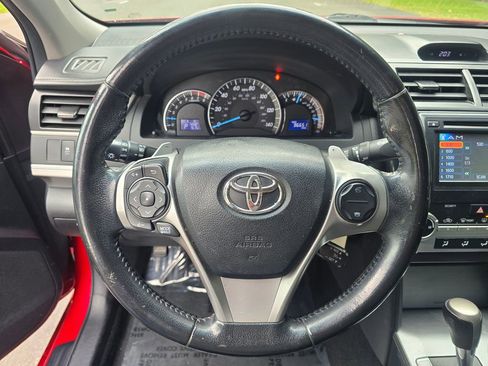 Used 2013 Toyota Camry SE image 27