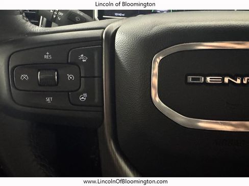 Used 2024 GMC Sierra 3500 Denali Ultimate AWD/4WD image 24