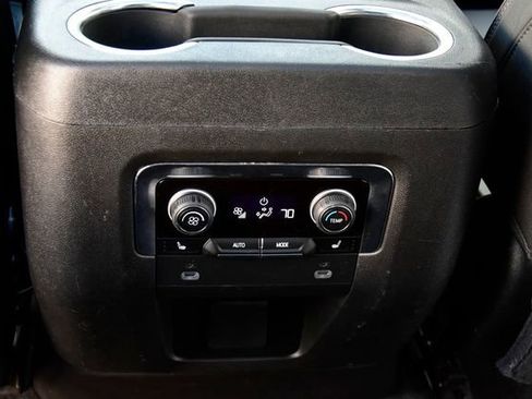 Used 2021 Chevrolet Suburban RST w/ Luxury Package image 18