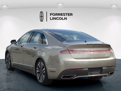 Used 2019 Lincoln MKZ Reserve w/ Luxury Package AWD/4WD image 5