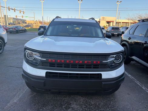 Used 2021 Ford Bronco Sport Base image 2