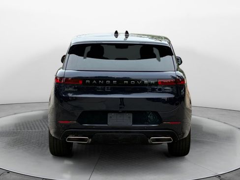 New 2026 Land Rover Range Rover Sport Dynamic SE AWD/4WD image 6