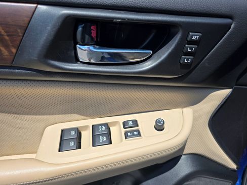 Used 2015 Subaru Outback 2.5i Limited image 8