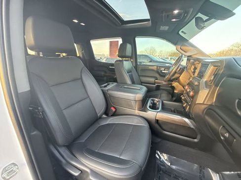 Used 2021 Chevrolet Silverado 1500 LT Trail Boss w/ Convenience Package II AWD/4WD image 24