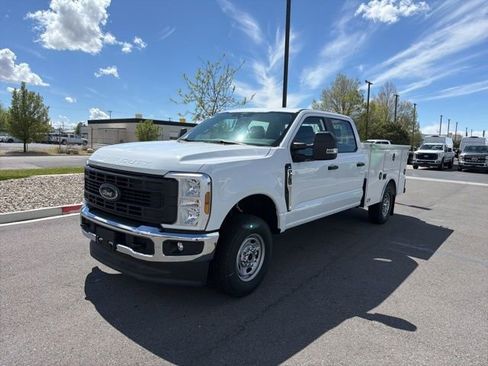 New 2026 Ford F250 XL w/ XL Chrome Package AWD/4WD image 1