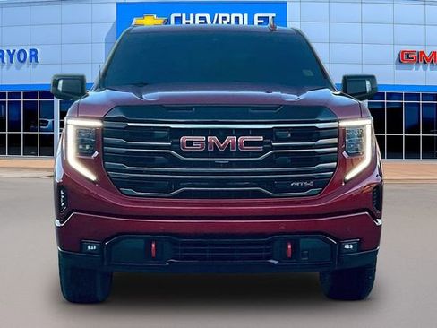 Used 2025 GMC Sierra 1500 AT4 w/ AT4 Premium Package AWD/4WD image 2