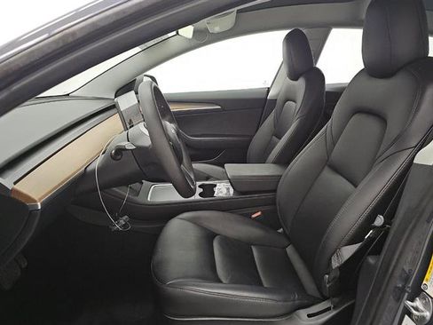 Used 2023 Tesla Model 3 Standard Range RWD image 7