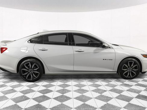 Used 2022 Chevrolet Malibu RS FWD image 12