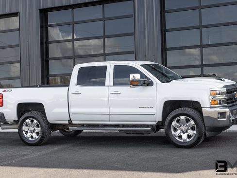 Used 2018 Chevrolet Silverado 2500 LTZ w/ Duramax Plus Package image 8