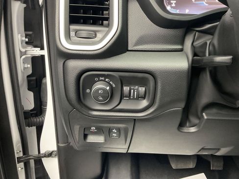 Used 2025 RAM 1500 Big Horn AWD/4WD image 14
