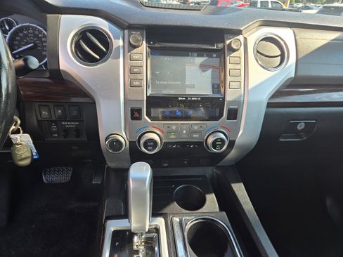 Used 2016 Toyota Tundra Limited w/ Limited Premium Package image 5