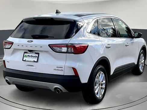 Used 2022 Ford Escape SE image 7