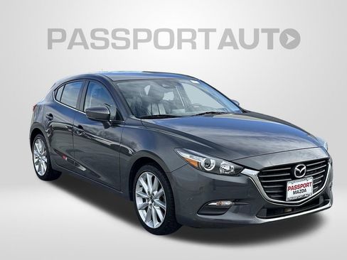Used 2017 MAZDA MAZDA3 Touring image 6