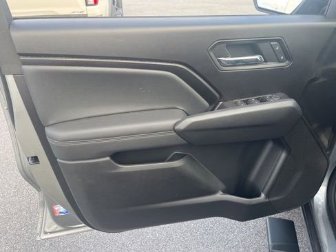 New 2026 GMC Canyon Elevation w/ Convenience Package image 12