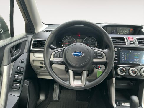 Used 2018 Subaru Forester 2.5i Premium w/ Protection Package #1 AWD/4WD image 12