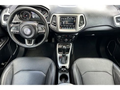 Used 2021 Jeep Compass Latitude image 15