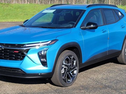 New 2026 Chevrolet Trax RS image 3