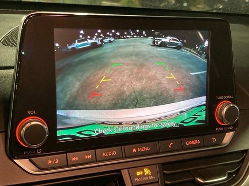 Used 2024 Nissan Altima 2.5 SV image 20