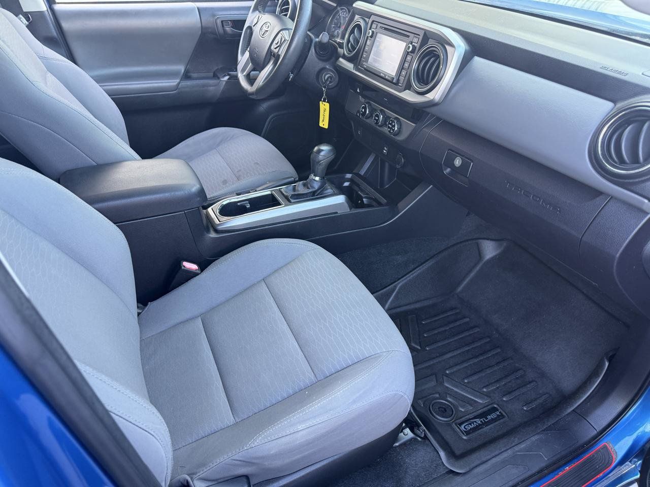 Used 2016 Toyota Tacoma SR5 RWD image 9