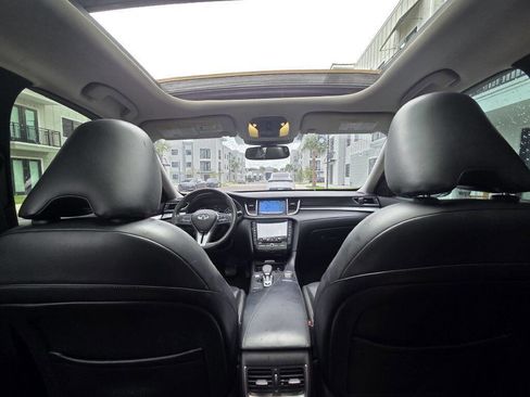 Used 2019 INFINITI QX50 Essential w/ Premium Heat Package FWD image 17