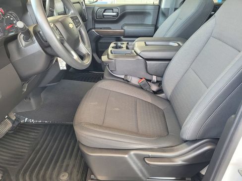 Used 2019 Chevrolet Silverado 1500 LT AWD/4WD image 9