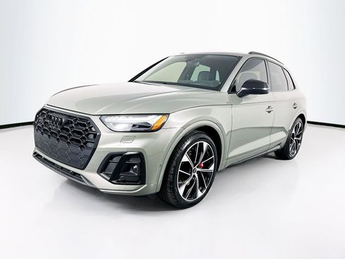 Used 2024 Audi SQ5 Prestige image 3