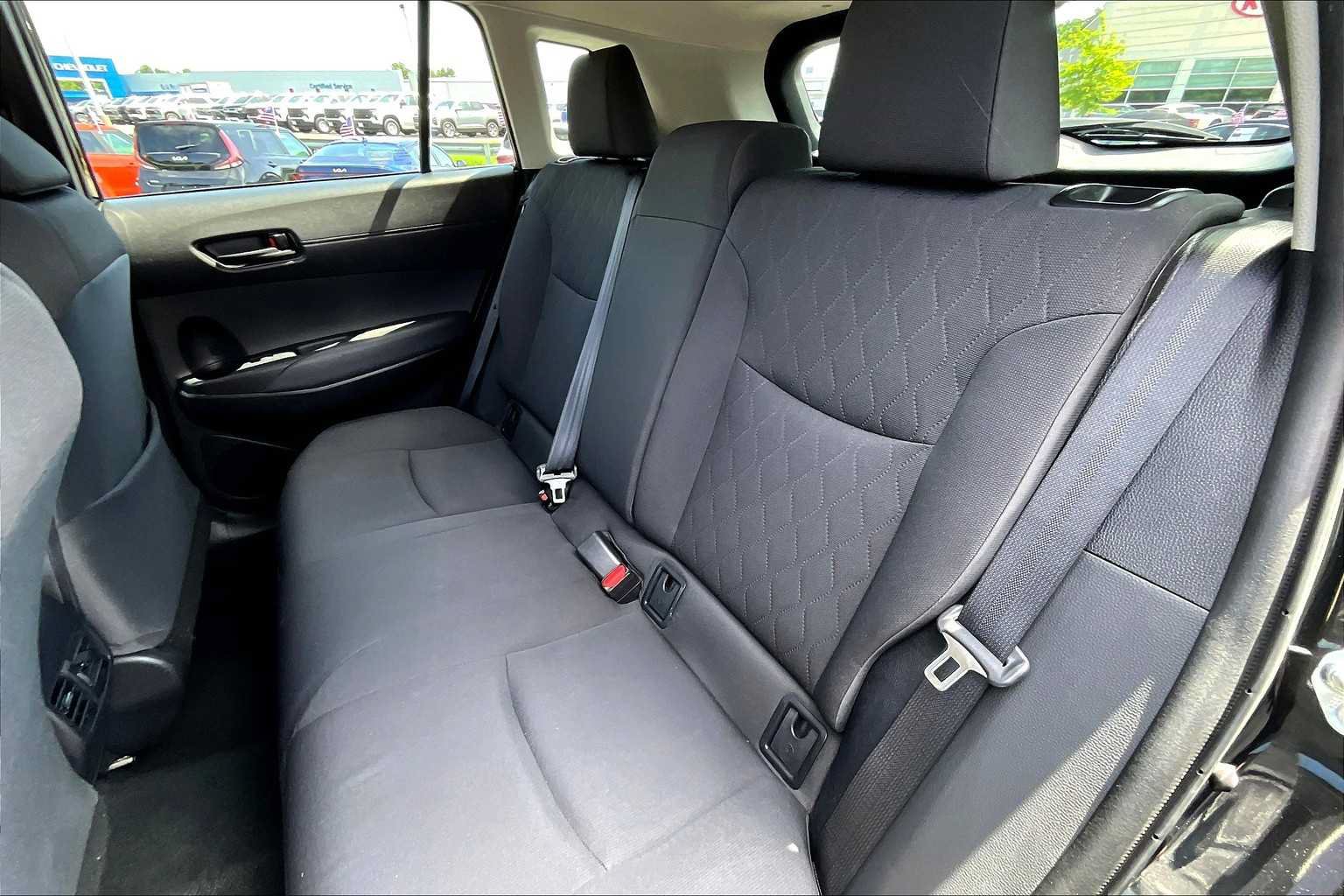 Used 2022 Toyota Corolla Cross LE FWD image 18