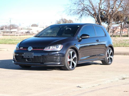 Used 2016 Volkswagen GTI SE w/ Driver Assistance Package image 6