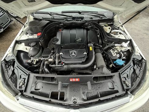 Used 2012 Mercedes-Benz C 250 Sedan image 40