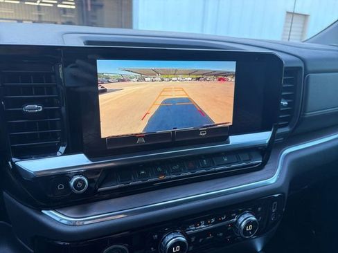 Certified 2023 GMC Sierra 1500 SLT RWD image 11
