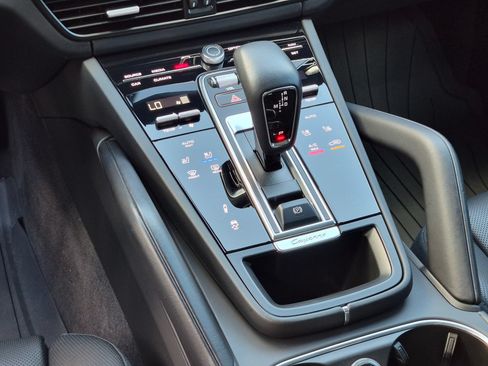 Certified 2023 Porsche Cayenne GTS AWD/4WD image 18