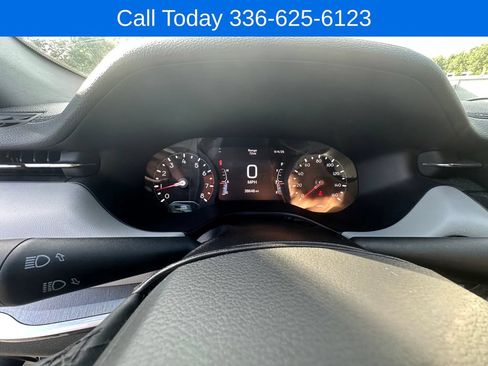 Used 2025 Jeep Compass Limited AWD/4WD image 18