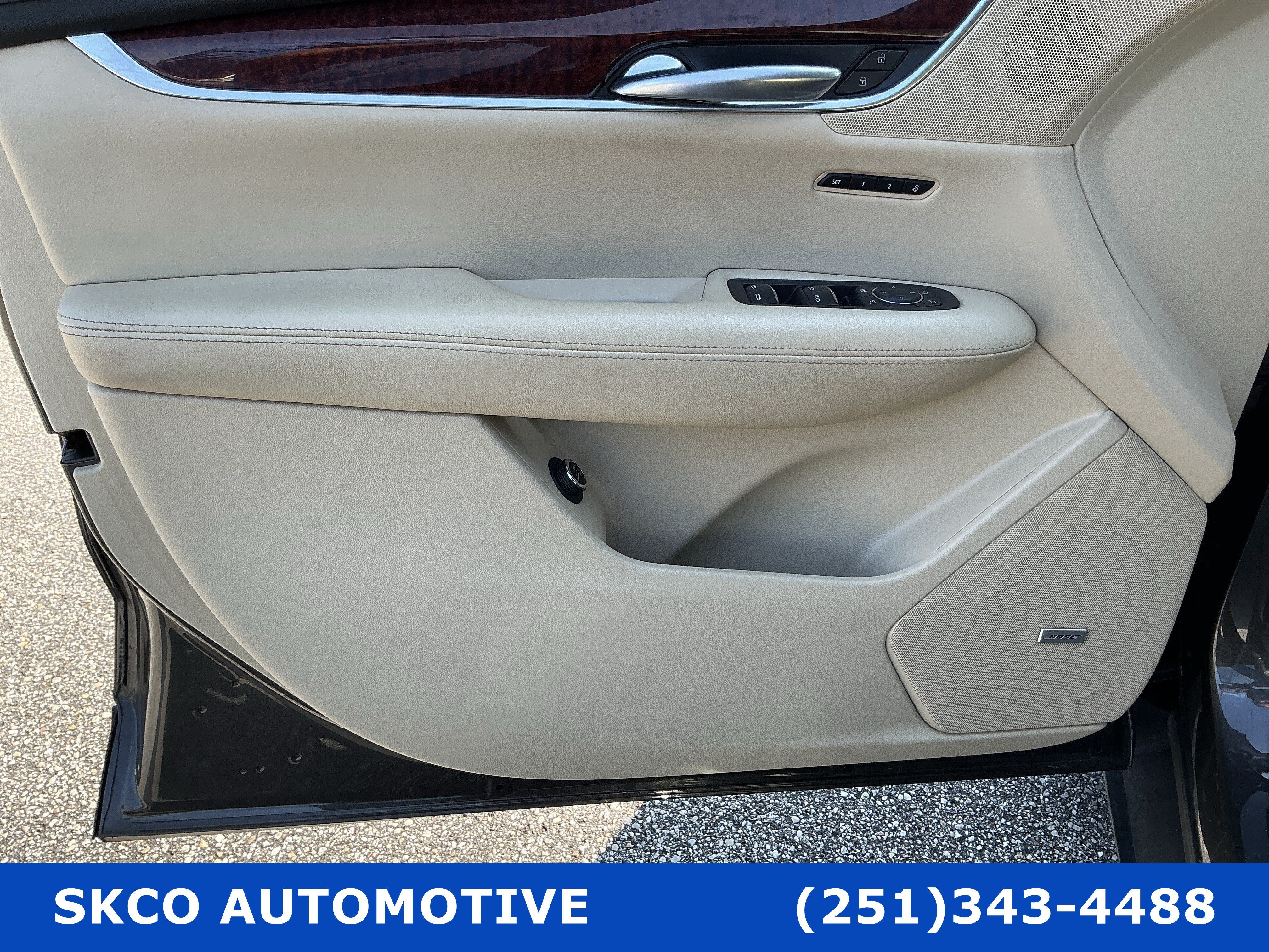 Used 2019 Cadillac XT5 Premium Luxury FWD image 12