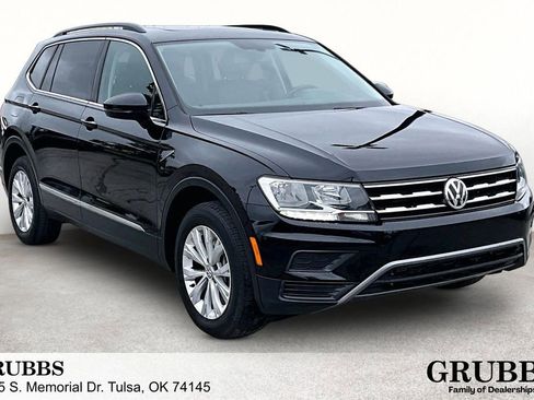 Used 2018 Volkswagen Tiguan SEL AWD/4WD image 1