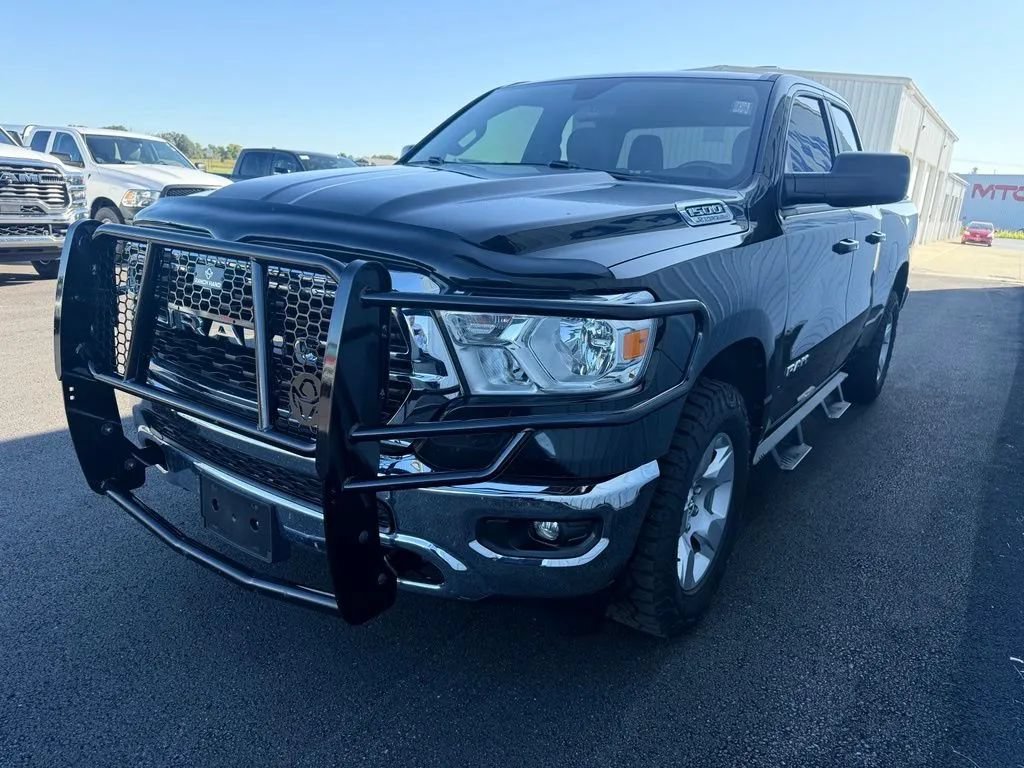 Used 2022 RAM 1500 Big Horn AWD/4WD image 4