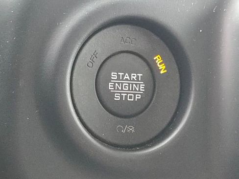 Used 2023 Jeep Wrangler Sport S AWD/4WD image 36