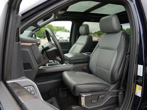 Used 2022 Ford F150 Lightning Lariat w/ Equipment Group 511A High AWD/4WD image 14