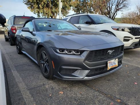 Used 2024 Ford Mustang Premium image 9