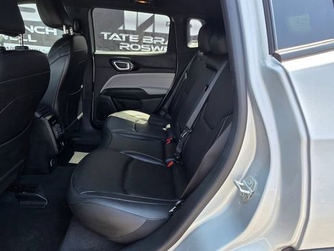 Used 2025 Jeep Compass Limited AWD/4WD image 30