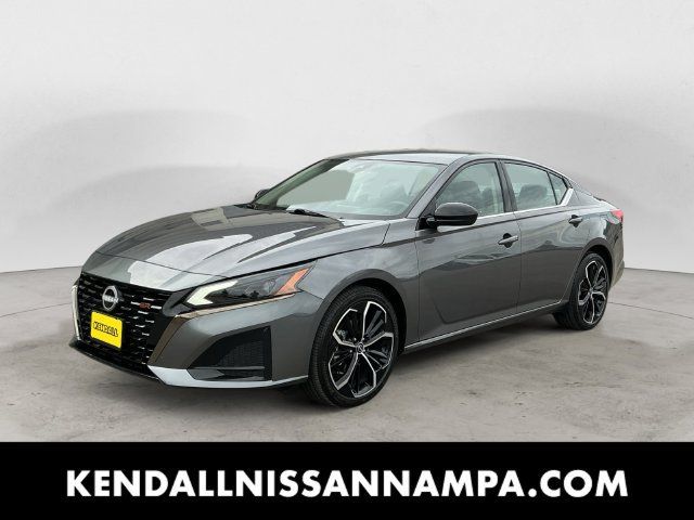 Used 2025 Nissan Altima 2.5 SR AWD/4WD image 1