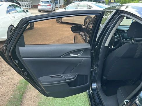 Used 2018 Honda Civic EX-T image 17