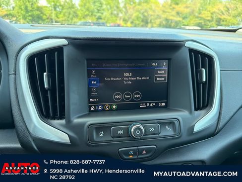 Used 2024 GMC Terrain SLE FWD image 15