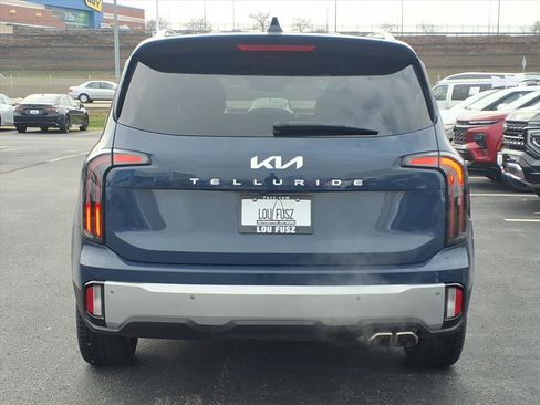 Used 2023 Kia Telluride EX w/ EX Captain's Chair Package image 32
