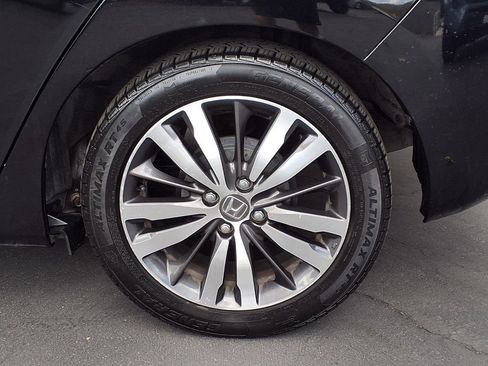 Used 2015 Honda Fit EX image 4