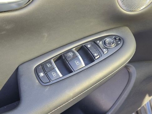 Used 2024 INFINITI QX50 Sport image 28